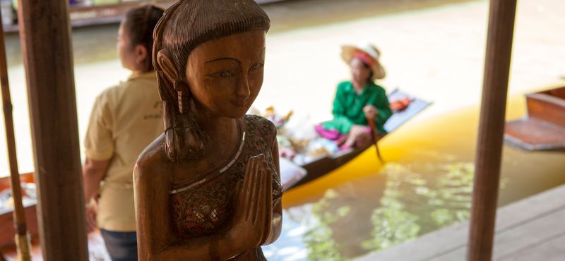 See Local Life at Damnoen Saduak  & Explore History in Ayutthaya 
