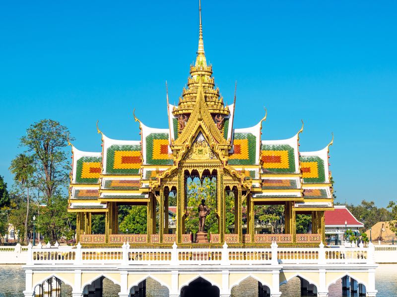 Bang PaIn Royal Palace TakeMeTour